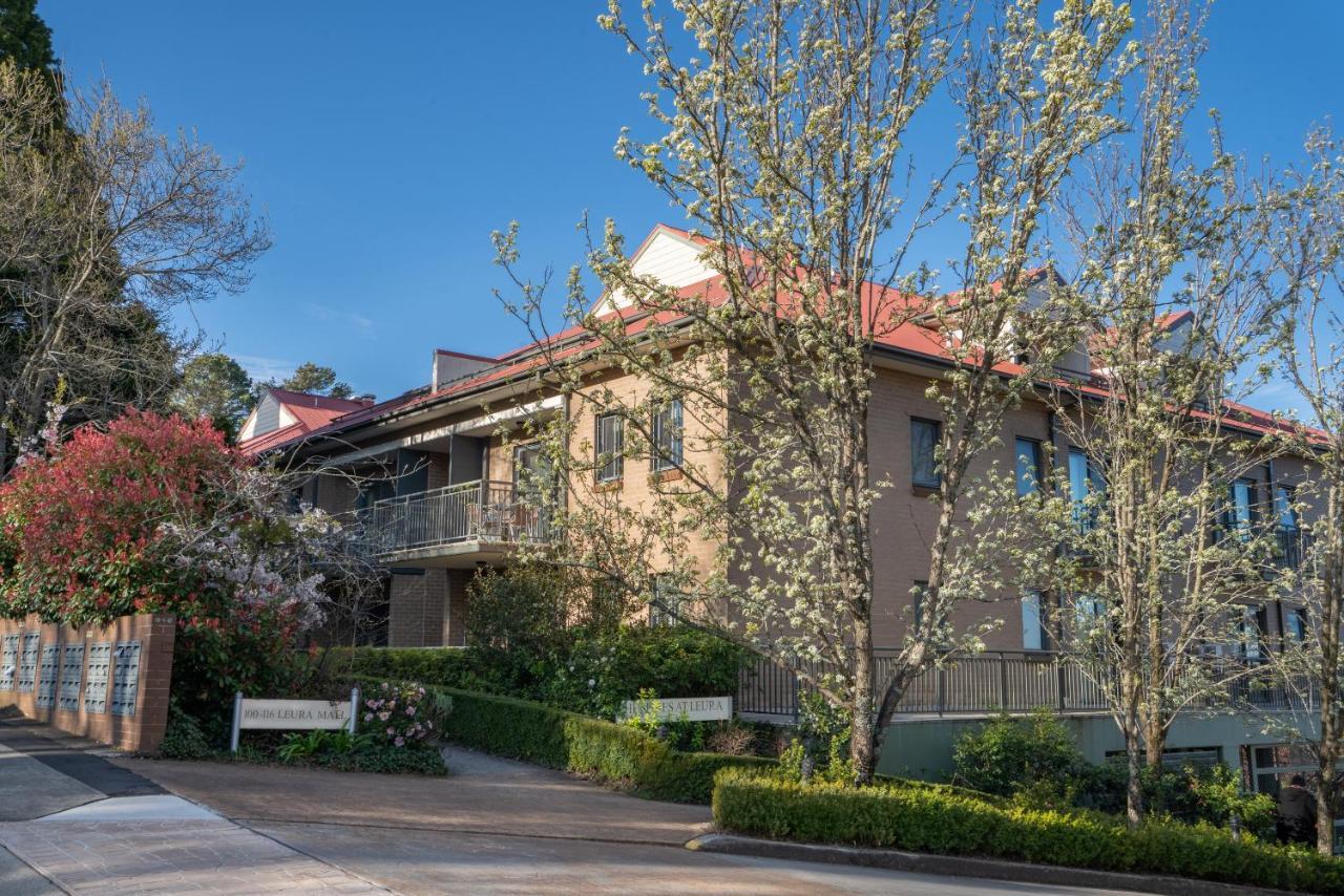 לאורה Leisure Inn Spires מראה חיצוני תמונה